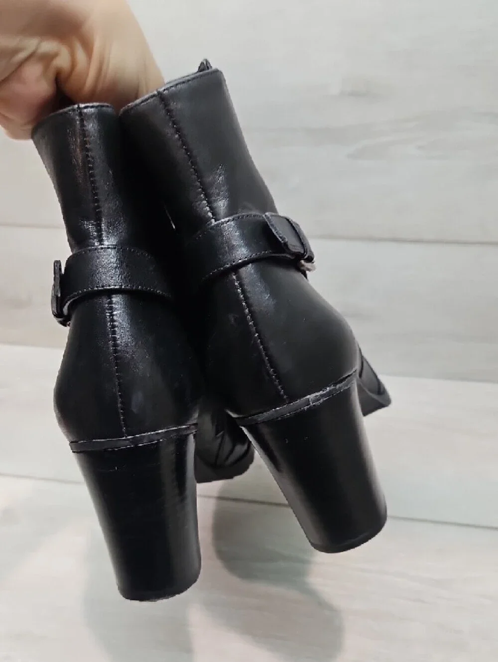 Lauren Ralph Lauren Women's Cabrey Leather Ankle Boots w Buckle Heels Shoes 8B